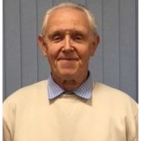 Cynghorydd Bernard Jones